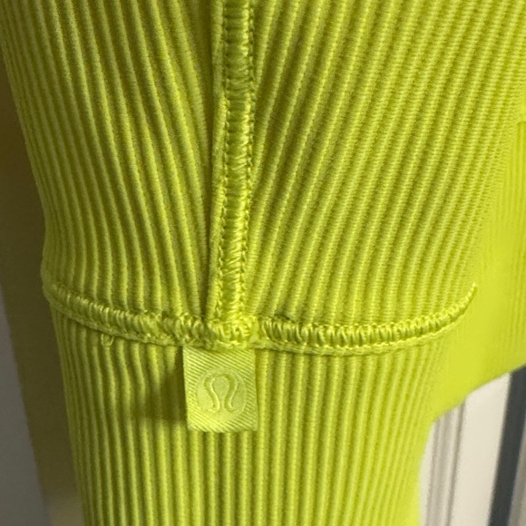 Lululemon Power Pivot Rib Tank Top - Picture 2 of 5